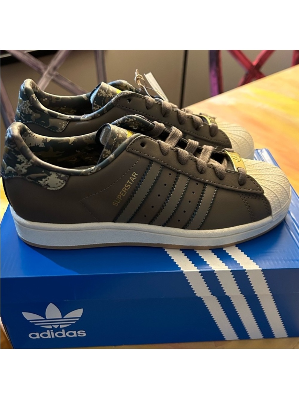 ADIDAS ORIGINALS SUPERSTAR ID4682 blanch brown and cream white